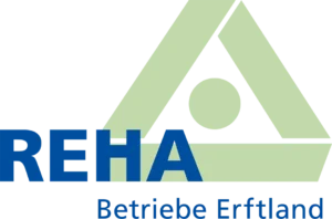 Logo von Rehabetriebe Erftland. Ein hellgrünes Dreieck mit einem Kreis in der Mitte. Davor steht in dunkelblau Rehabetriebe Erftland.